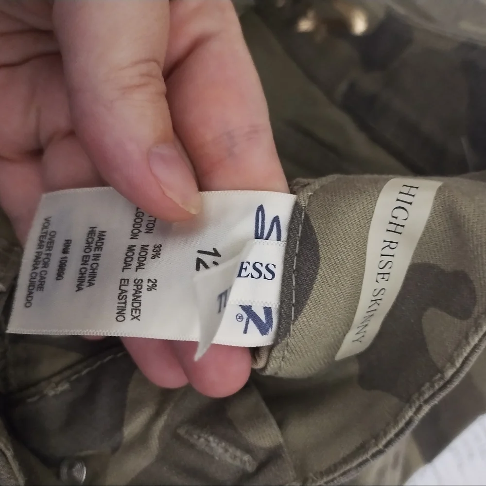 Seven7 Tummyless High Rise Skinny Camo‎ Boho Fall Jean 12